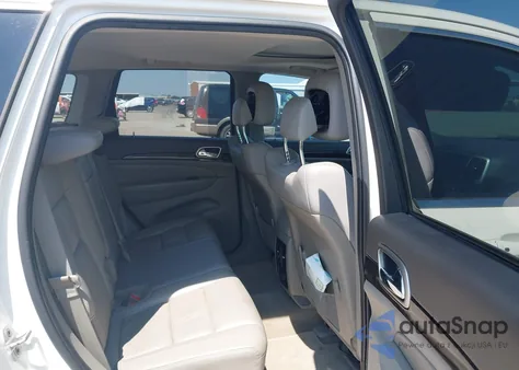 2012 Jeep Grand Cherokee Laredo z USA, uszkodzony, nr VIN 1C4RJEAT3CC305733